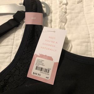 Cacique Intimates & Sleepwear - Cacique bra. Front closure. Cacique Intimates & Sleepwear - Cacique bra. Front closure.